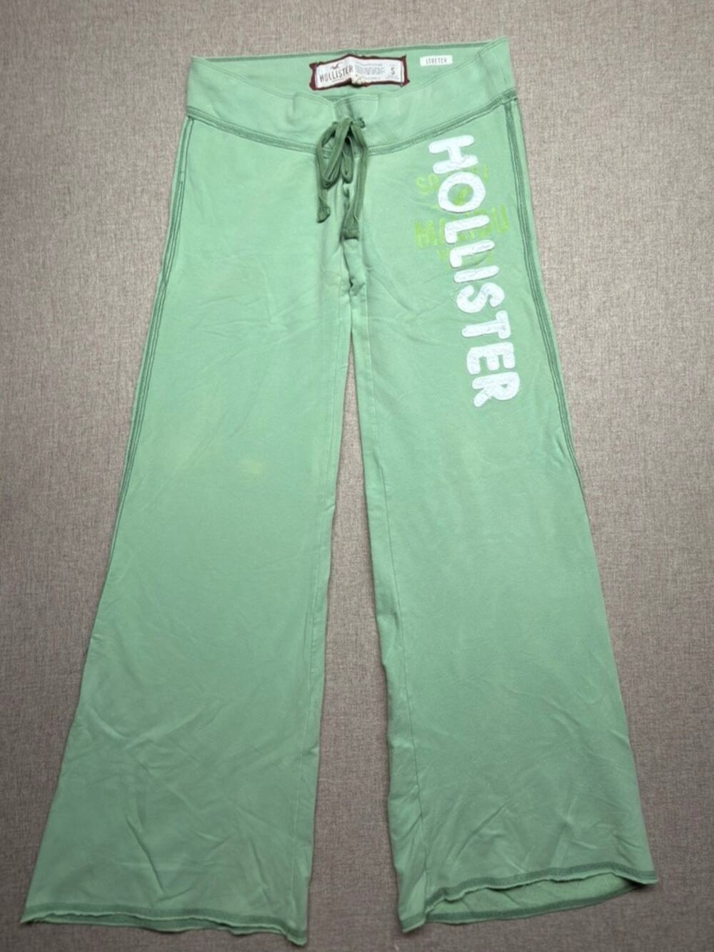 Vintage Hollister Y2K Green Wide Leg Sweatpants Size S SoCal Logo Lounge Pants